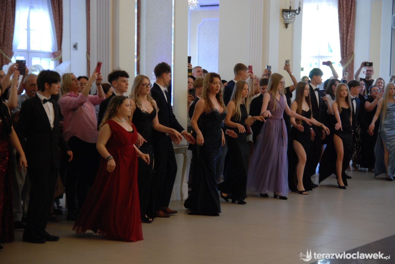 Bal ósmoklasisty Szkoły Podstawowej nr 2