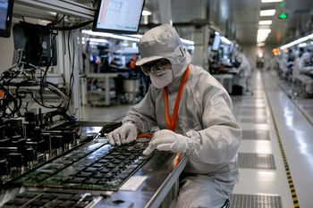 Chiński producent pamięci debituje z hukiem. Akcje CXMT wystrzeliły o prawie 470%