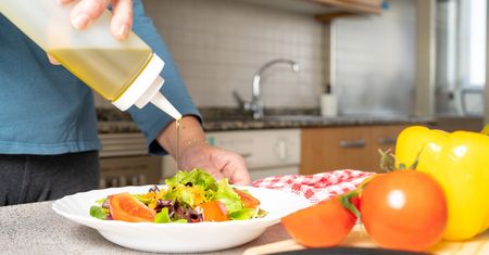 Insulinooporność – dieta i wskazówki żywieniowe. Co jeść, jakich produktów unikać?