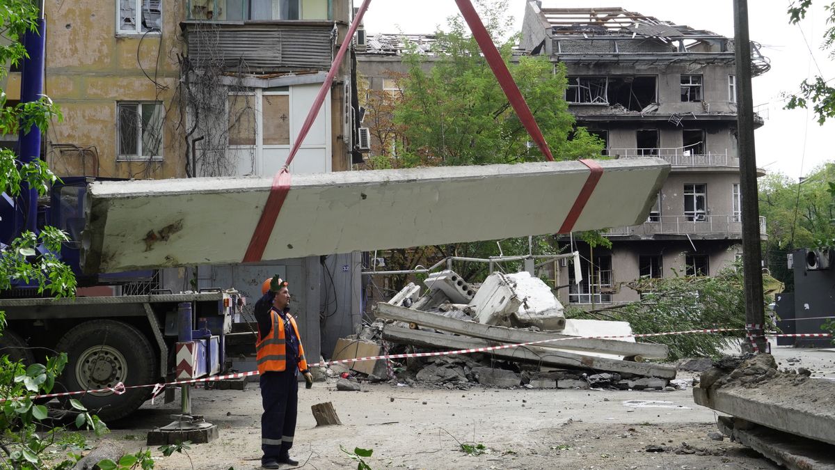 Na zdjęciu odbodowa Mariupola