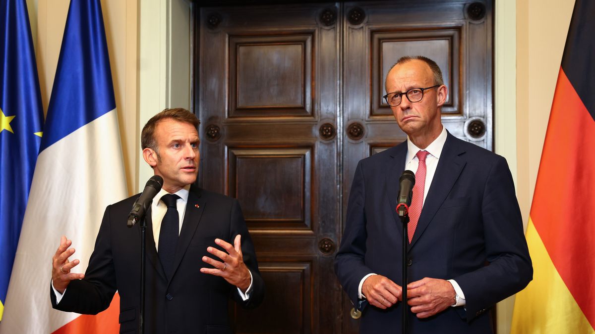 BERLIN, GERMANY - JULY 23: German Chancellor Friedrich Merz and French President Emmanuel Macron talk to media prior to talks at Villa Borsig on July 23, 2025 in Berlin, Germany. The two leaders are meeting as Germany, France and the United Kingdom forge a stronger European alliance following U.S. President Donald Trump's disruption of transatlantic ties. (Photo by Christian Mang/Getty Images)