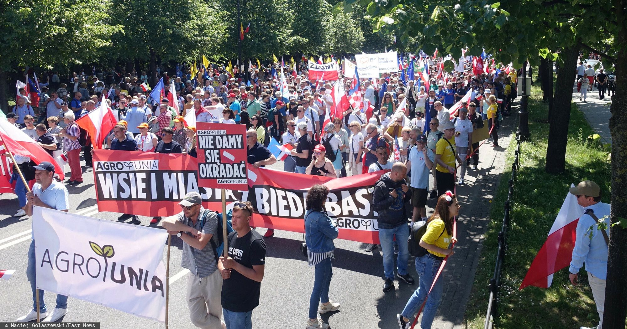 Marsz 4 czerwca
Fot. Maciej Golaszewski/East News, Warszawa, 04.06.2023. Marsz 4 czerwca zwolany przez szefa PO Donalda Tuska. Marsz przypada w 34. rocznice pierwszych czesciowo wolnych wyborow parlamentarnych w Polsce.
Maciej Golaszewski