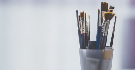 Malarski relaks z Anną Kaźmierak w Galerii Sztuki Współczesnej