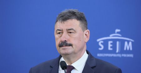 Jechał za szybko. Poseł ze stowarzyszenia Morawieckiego stracił prawo jazdy