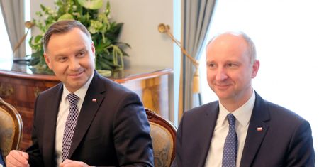 Andrzej Duda nie ma wątpliwości ws. szefa oddziału IPN we Wrocławiu. Ale wcześniej przyznał mu ważne wyróżnienie
