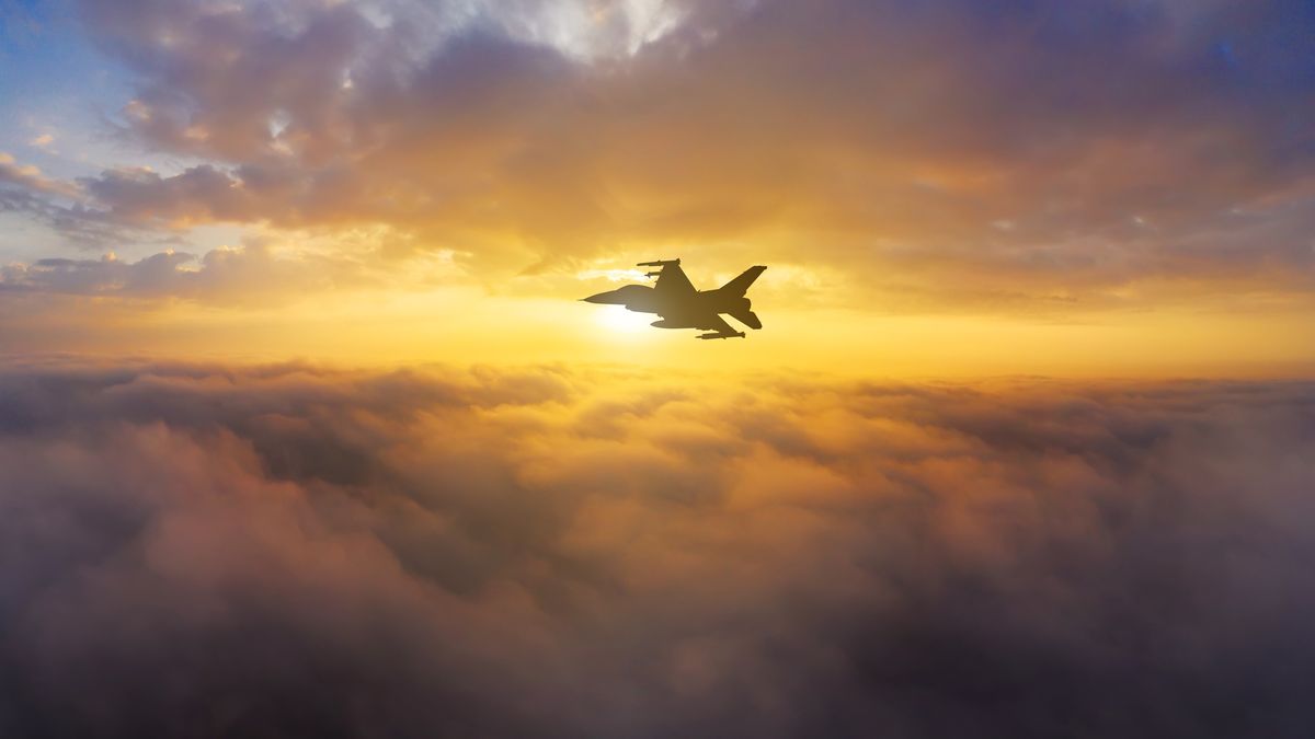 Zniszczyli samolot Rosjan bez użycia pocisku - zdjęcie ilustracyjne