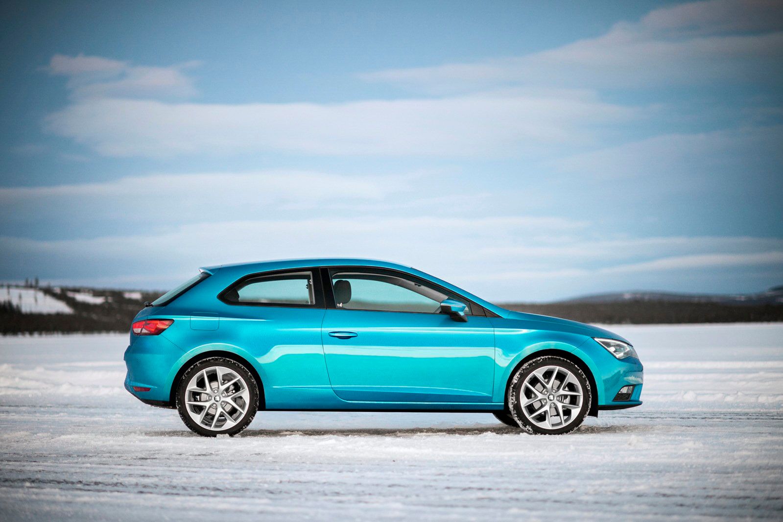 Seat Leon SC na nowych zdjęciach producenta [galeria] 40