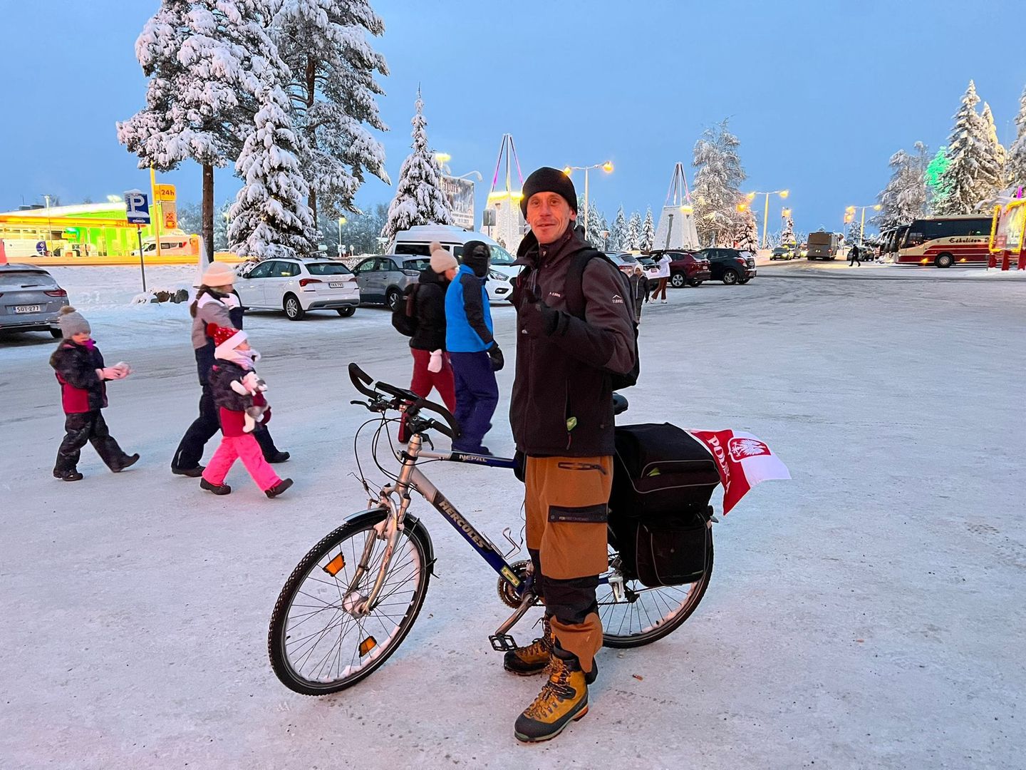 Pan Grzegorz przejechał rowerem już 2334 km