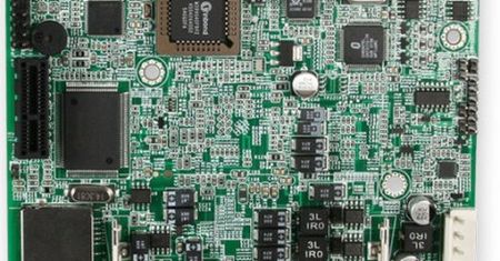 Pierwsza płyta Nano-ITX z Atomem w środku