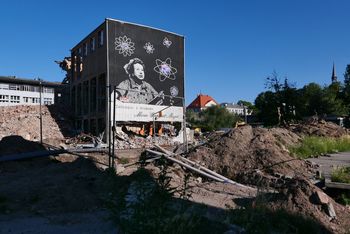 Uniwersytet Śląski wyburza budynki w sercu kampusu: koniec „Tańczącej z atomami”