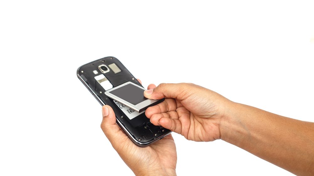 Czy wymienna bateria jest ci potrzebna? [Ankieta] 1