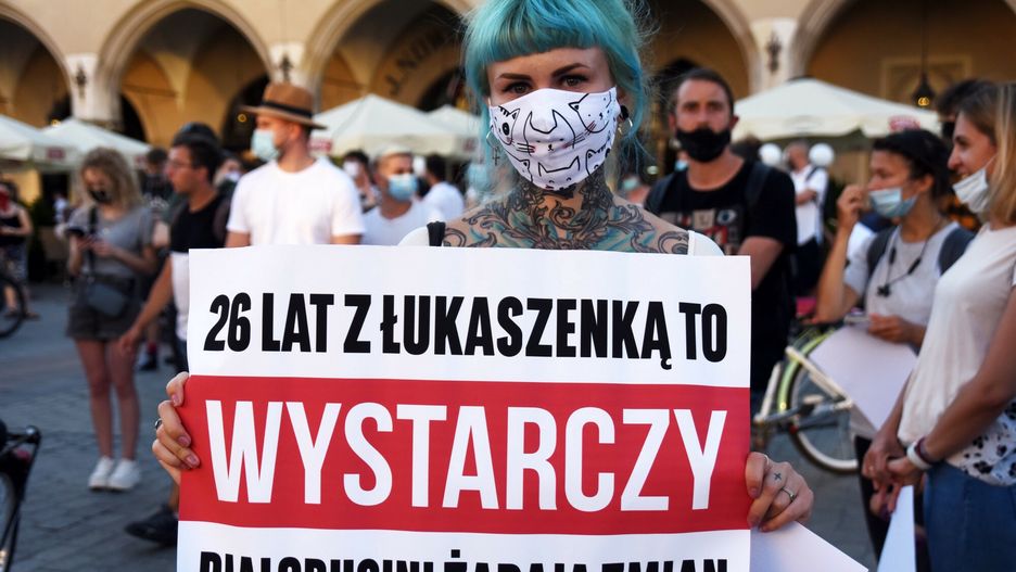 Wiece poparcia dla wolnej Bia?orusi w Polsce12.08.2020 Krakow. Rynek Glowny. Wiec poparcia dla Bialorusi  Fot. M.Lasyk/REPORTERMarek Lasyk/REPORTER