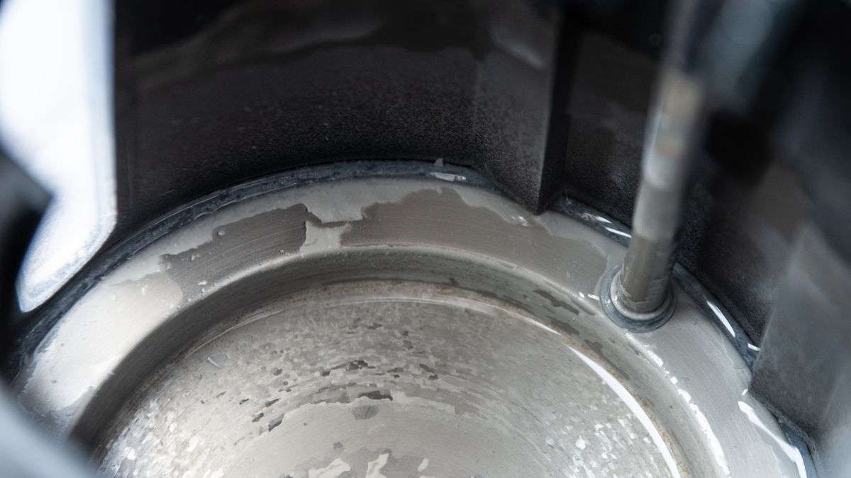 Jak odkamienić czajnik elektryczny?