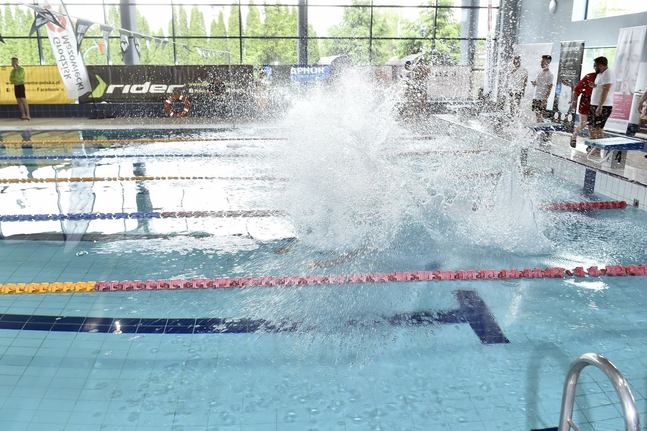 Zrobił zdjęcie kobiecie na basenie. Może trafić za kratki
