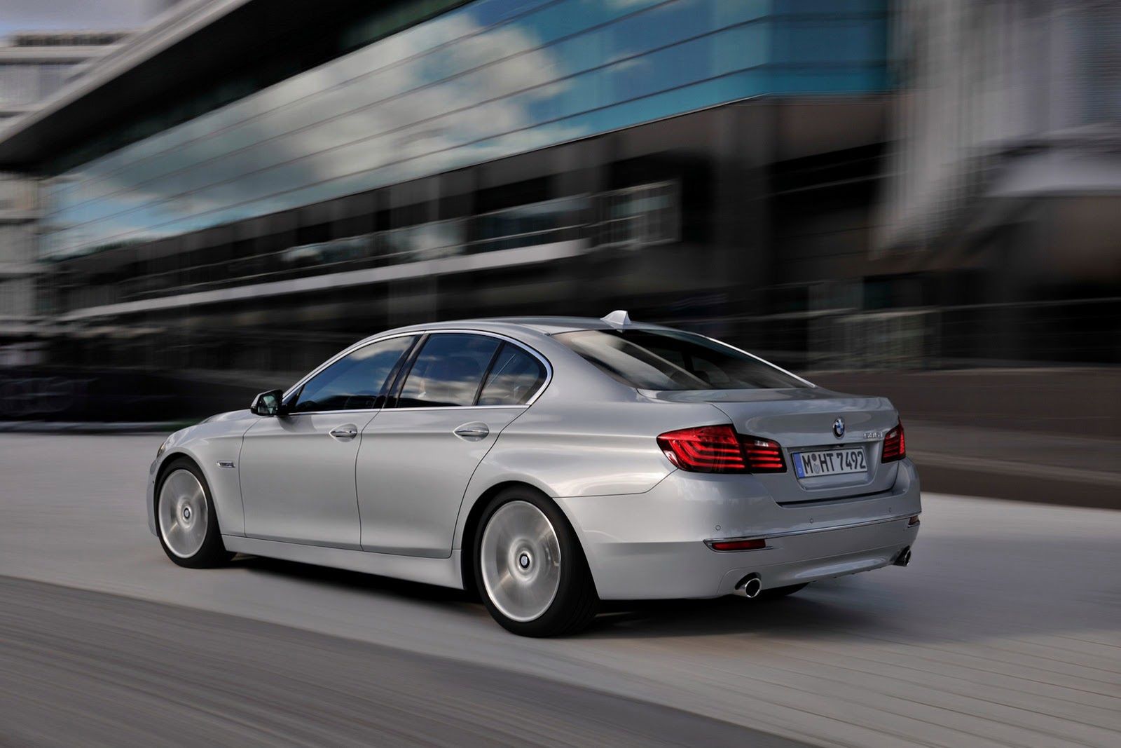 2014 BMW Serii 5 Sedan, Touring, Gran Turismo [galeria] 3