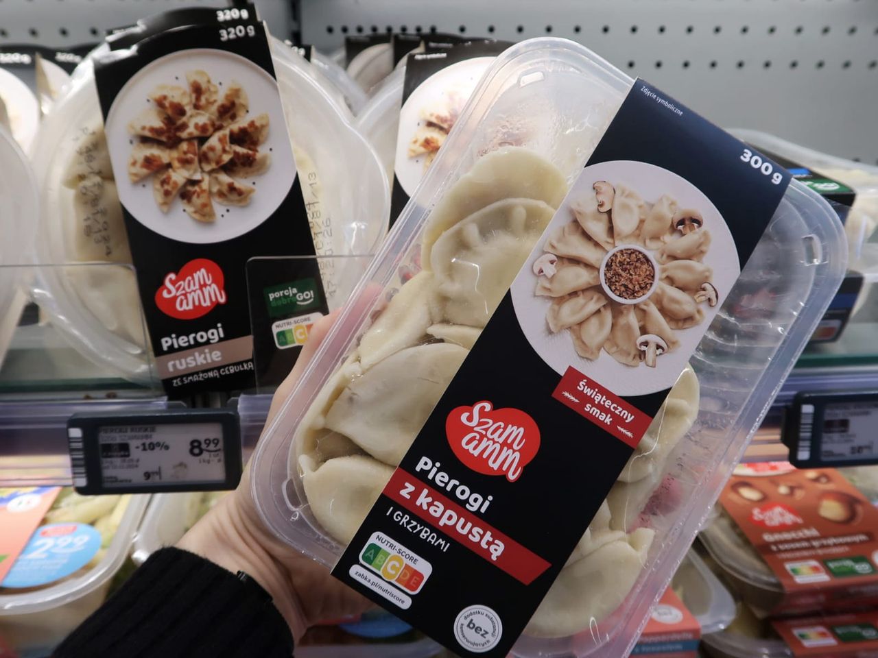   Pierogi z kapustą i grzybami kosztują w Żabce tylko 7,99 zł.