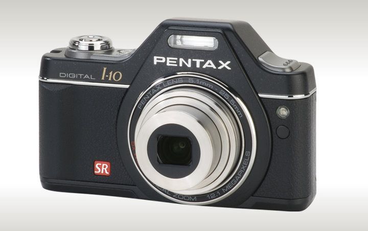 Kompakt w stylu retro: Pentax Optio I-10 14