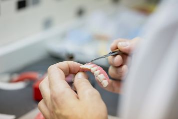 Darmowa proteza na NFZ. Sprawdź, komu przysługuje