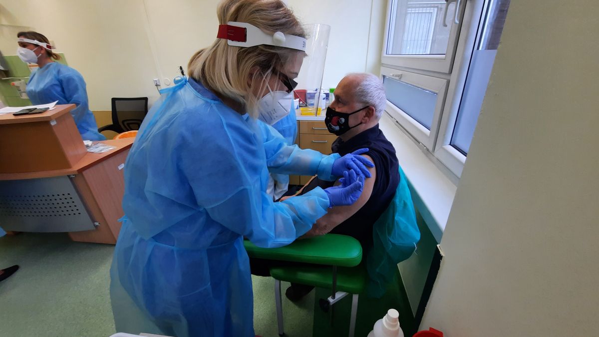 szczepionka koronawirus covid covid-19