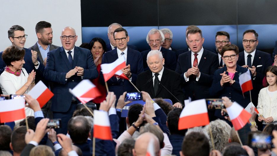 Politycy Prawa i Sprawiedliwości: Joachim Brudzinski, Anita Czerwinska,  Matuesz Morawiecki, Ryszard Terlecki, Jaroslaw Kaczynski, Mariusz Blaszczak, Beata Szydlo
