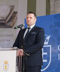 Przemysław Czarnek będzie mógł ustalać programy. W Sejmie podjęto decyzję