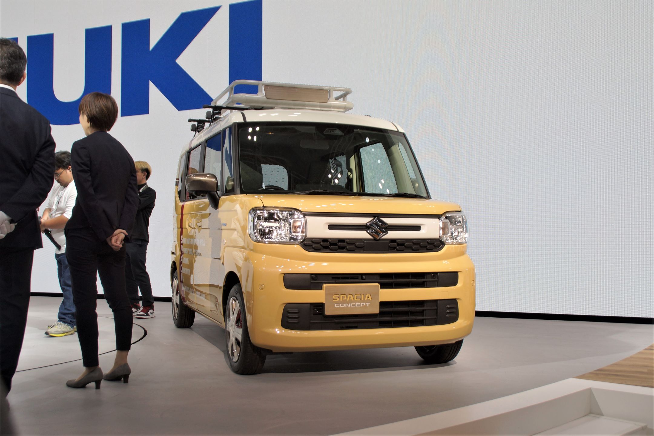 Suzuki Spacia Concept