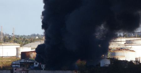 Potężne kłęby dymu nad stolicą Kuby. Oto powód