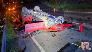 Bukowina Tatrzańska: 18-latek zabrał koleżankę na nocną przejażdżkę. Seicento dachowało