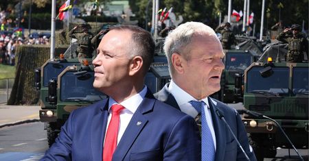 Defilada wojskowa, polityczne przemówienia. Co wydarzyło się w sobotę? [SKRÓT DNIA]