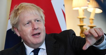 Brytyjczycy zaskoczeni skutkami brexitu. Boris Johnson i "Operation Escalin"