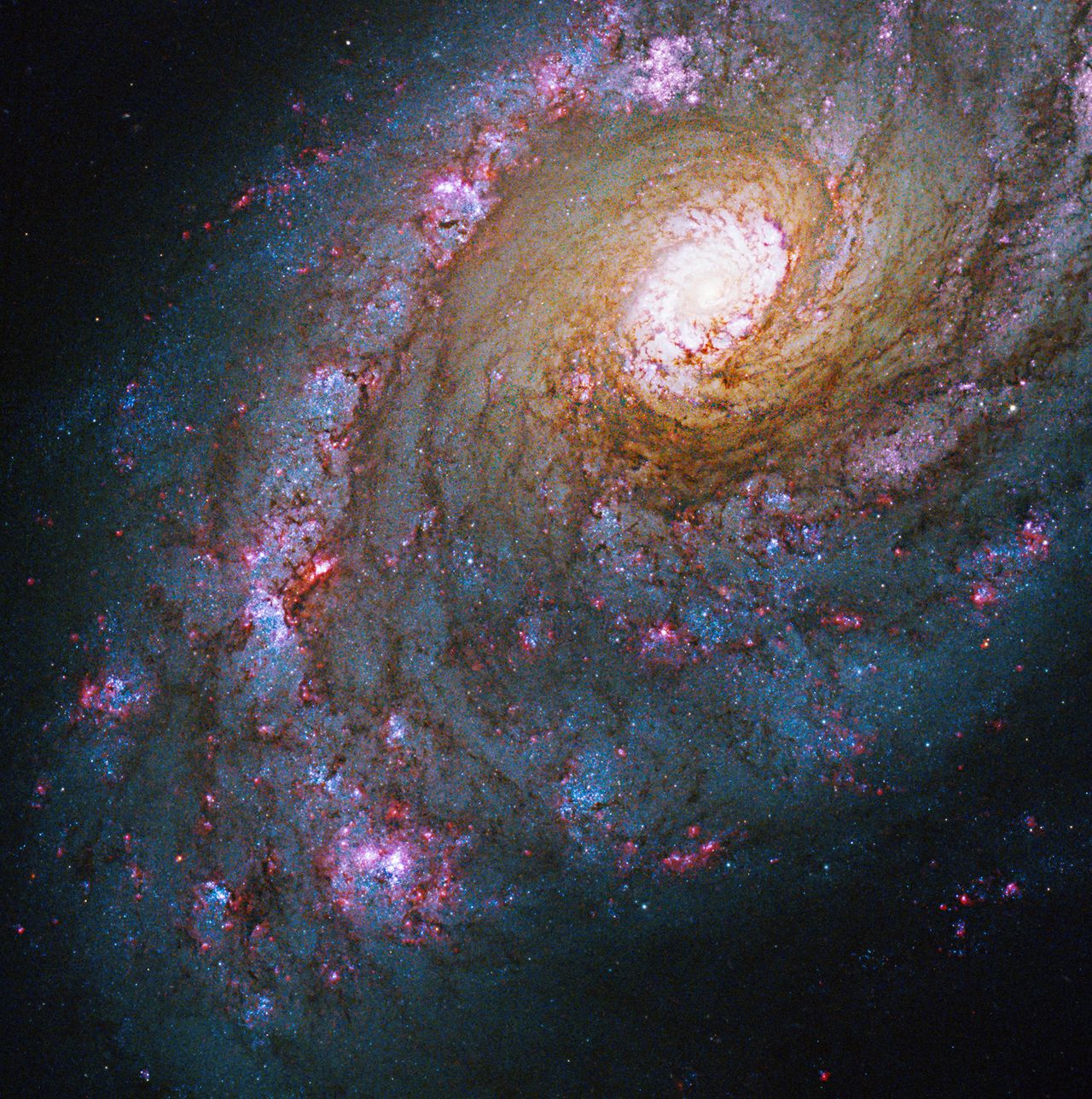 30 niesamowitych zdjęć na 30-lecie Teleskopu Hubble’a