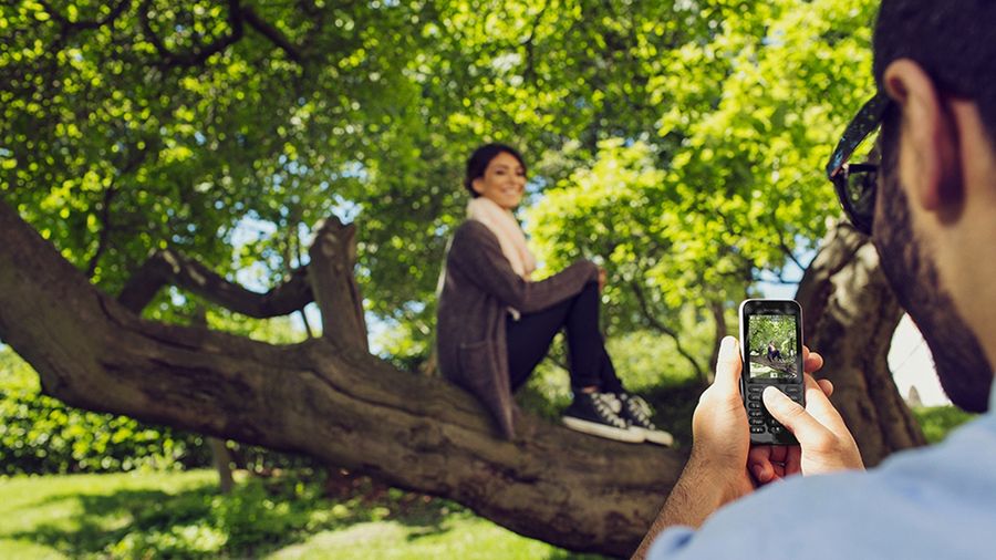 #wSkrócie: Nokia 222 oficjalnie, Gear S2 na zdjęciu i zapowiedź Xperii Z5 1