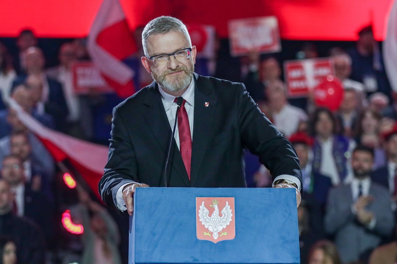 Fala komentarzy po słowach Sasina. "Braun może zostać członkiem rządu"