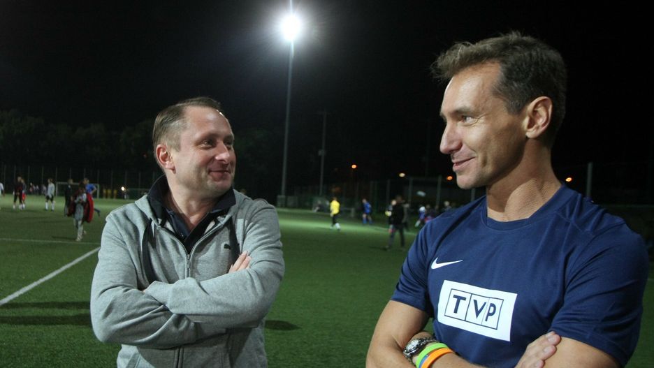 Dziennikarze trenuj? przed meczem TVN vs TVP25.08.2014 Warszawa Trening dziennikarzy przed niedzielnym meczem TVN kontra TVP N/z Kamil Durczok (L) , Piotr Krasko Fot. Michal Dyjuk/REPORTER