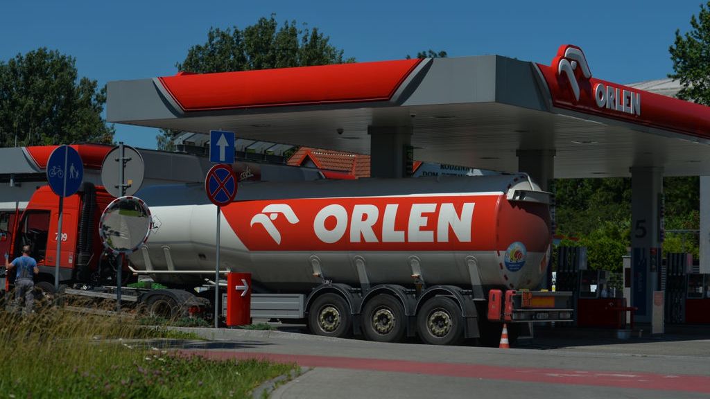 Daily Life In Krakow Under Coronavirus Pandemic
A view of Orlen Pterol Station in Krakow center.
On July 02, 2020, in Krakow, Poland. (Photo by Artur Widak/NurPhoto via Getty Images)
NurPhoto
cracow, editorial, krakow - poland, lifestyle, mesures, oil, orlemn petrol station, orlen, orlen company, orlen logo, orlen truck, polish, business as usual, difficult time, gaz station, local, no mask