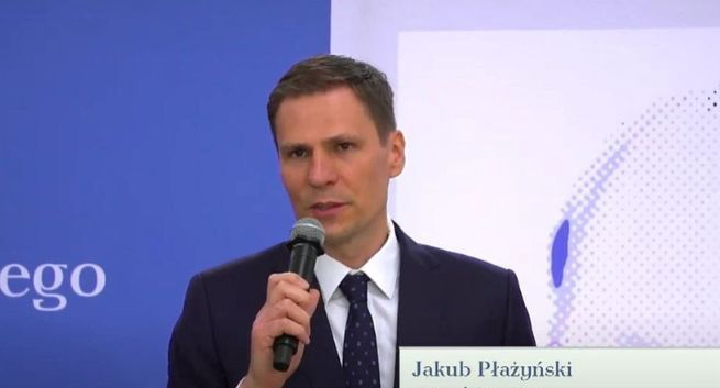 Jury wyłoniło laureatów Nagrody im. Macieja Płażyńskiego 2024. Uhonorowani dziennikarze i media polonijne