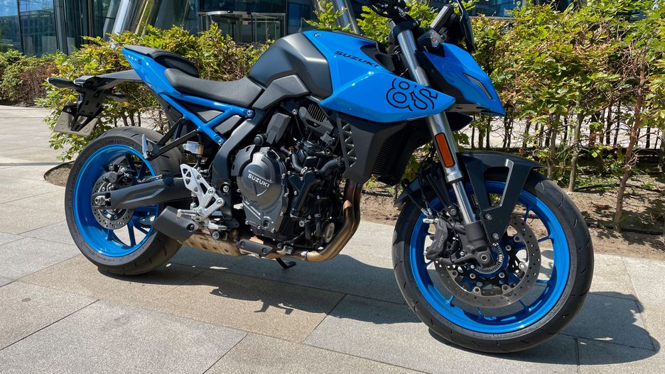Suzuki GSX-8S