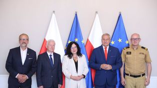 Nowe wozy strażackie trafią do OSP w kujawsko-pomorskim. Te jednostki otrzymają samochody