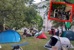 Emocje na uczelni. Studenci protestują, władze zamykają bramę