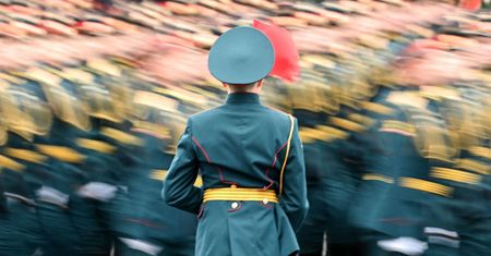 Kaliningrad wyczyszczony z wojska. Rosjanie przerzucają żołnierzy
