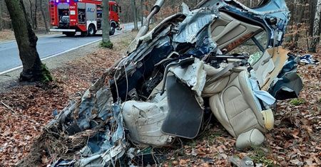 15-latek wziął kluczyki od jaguara swojego ojca. Razem z kolegą zginęli w Nowy Rok