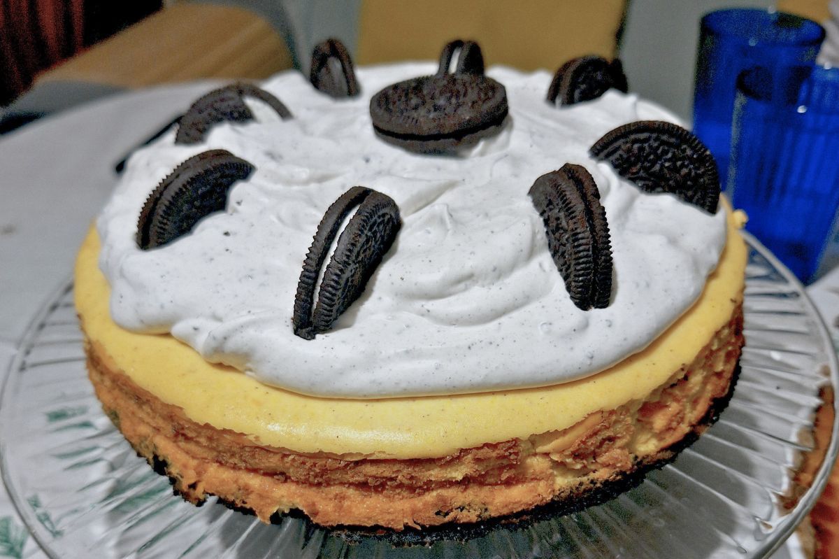 Pumpkin cheesecake with Oreo cookies is perfect for the end of fall.