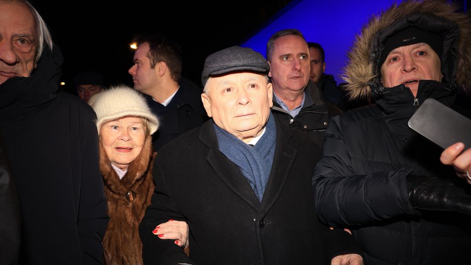 Kim jest tajemnicza kobieta u boku Jarosława Kaczyńskiego?