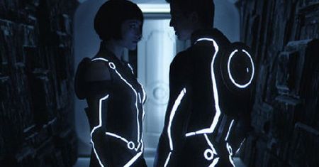 Zrób sobie świetlisty strój jak z filmu Tron