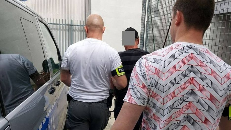 Mężczyzna oblał żonę benzyną