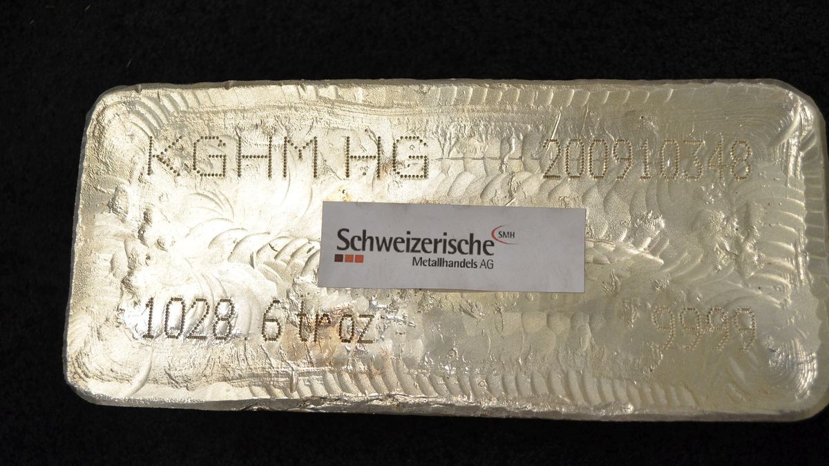 KGHM jest drugim producentem srebra na świecie. 