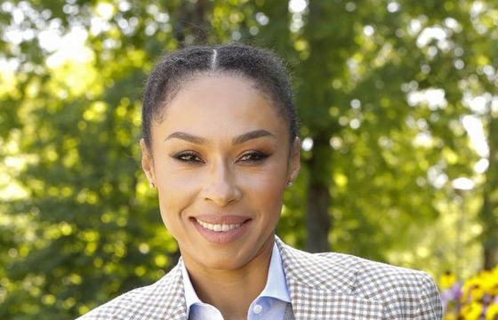 Autor „Dziewczyn z Dubaju” może już mówić o Omenie Mensah. Zwrot w sprawie o zniesławienie