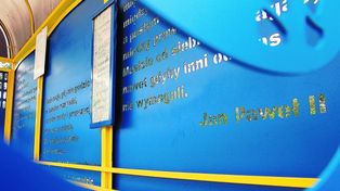 Wielka wymiana przystanków w gminie Tarnów. Nowe wiaty mają być estetyczne, funkcjonalne i oświetlone dzięki panelom fotowoltaicznym