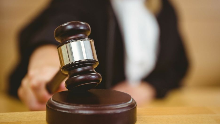 Osoby, które chciałyby skorzystać z konsultacji prawniczych, a niekoniecznie czują potrzebę wizyty w kancelarii radcowskiej, czy adwokackiej, mogą w Bydgoszczy skorzystać z bezpłatnych porad