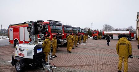 Nowoczesny sprzęt dla straży pożarnej. Kolejne jednostki w województwie lubelskim otrzymały wsparcie